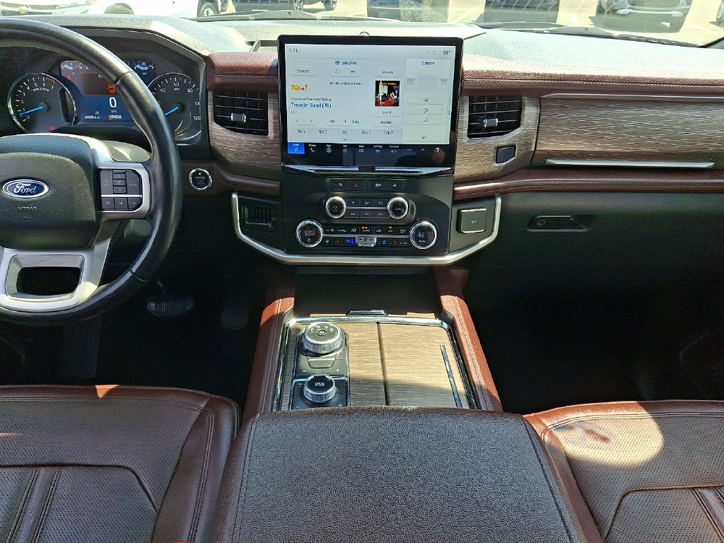 Used 2024 Ford Expedition Max Limited AWD/4WD image 16