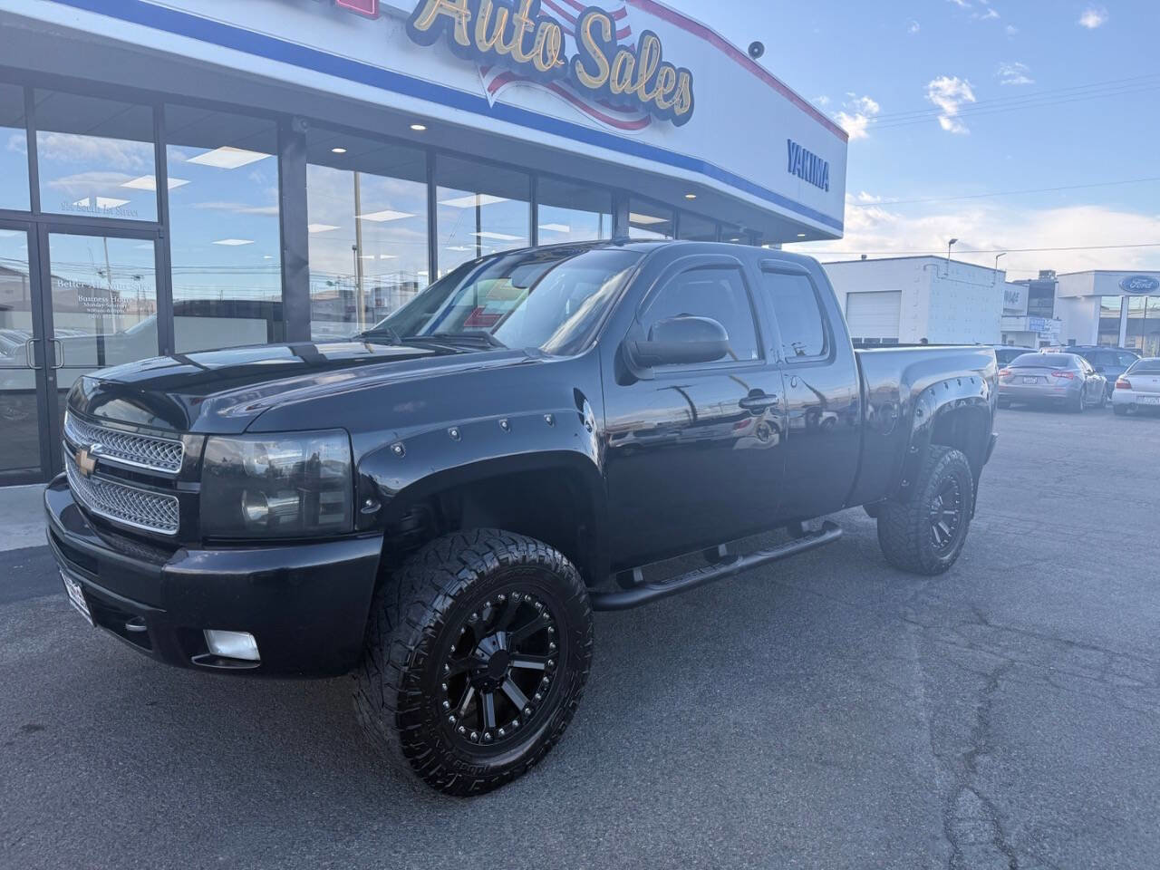 Used 2013 Chevrolet Silverado 1500 LTZ AWD/4WD image 1