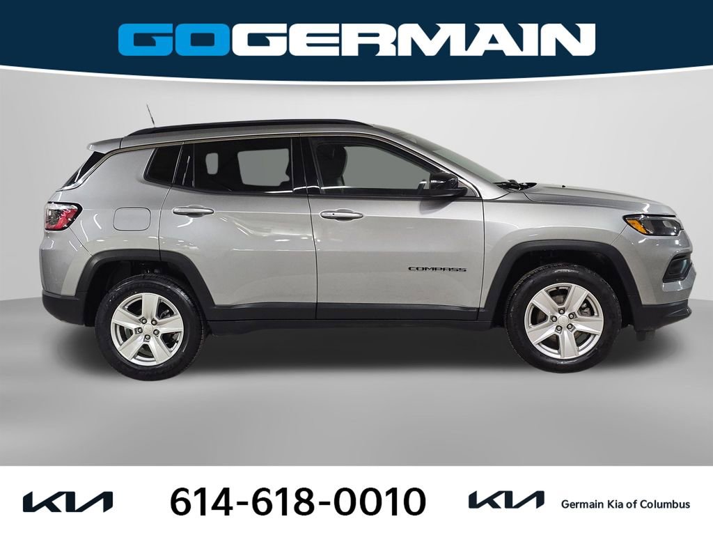 Used 2022 Jeep Compass Latitude image 7