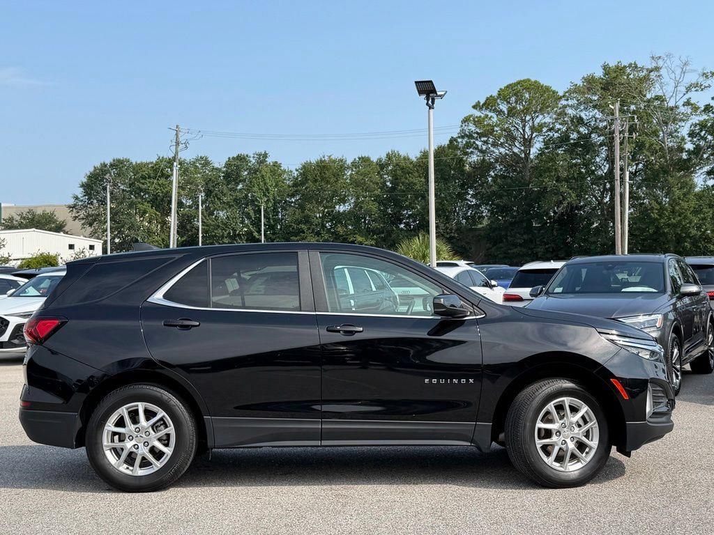 Used 2024 Chevrolet Equinox LT AWD/4WD image 4