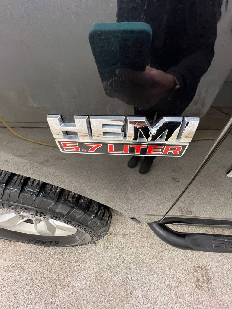 Used 2017 RAM 1500 Classic SLT image 19