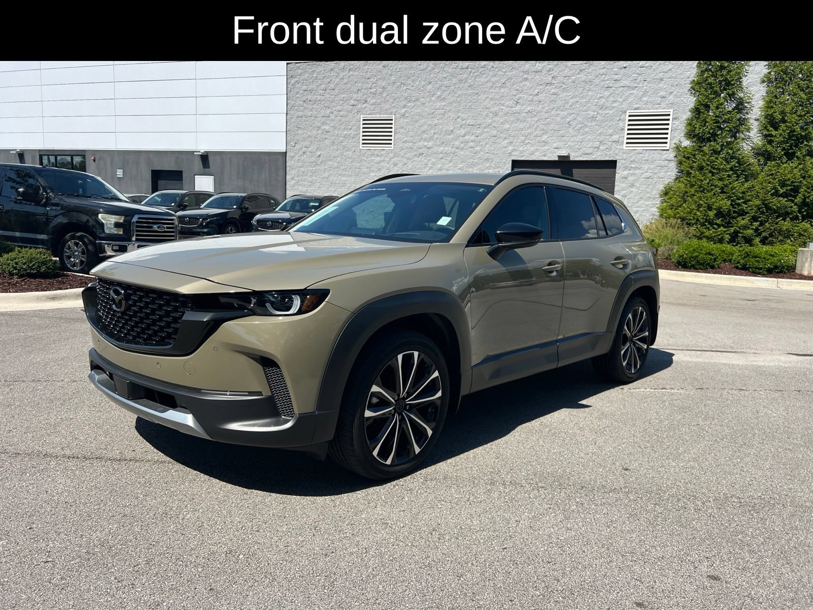 Certified 2026 MAZDA CX-50 2.5 Turbo w/ Premium Plus Pkg AWD/4WD image 4