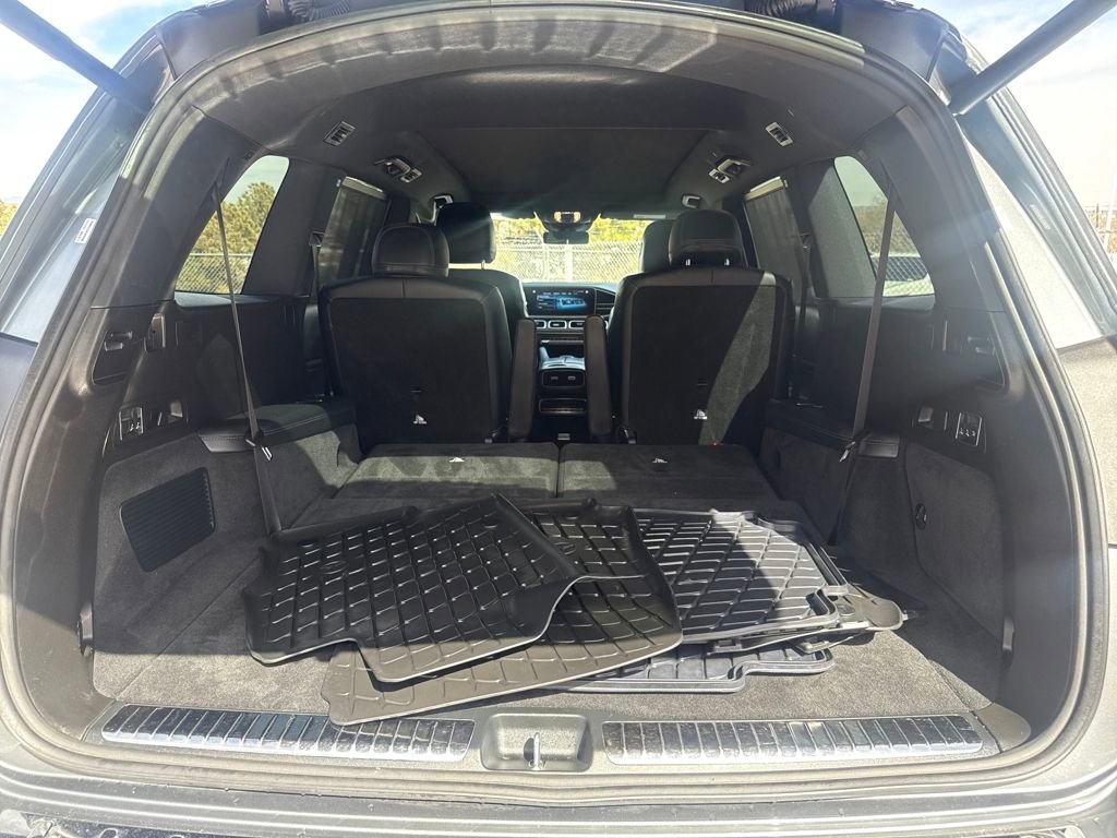 Used 2022 Mercedes-Benz GLS 450 4MATIC image 7