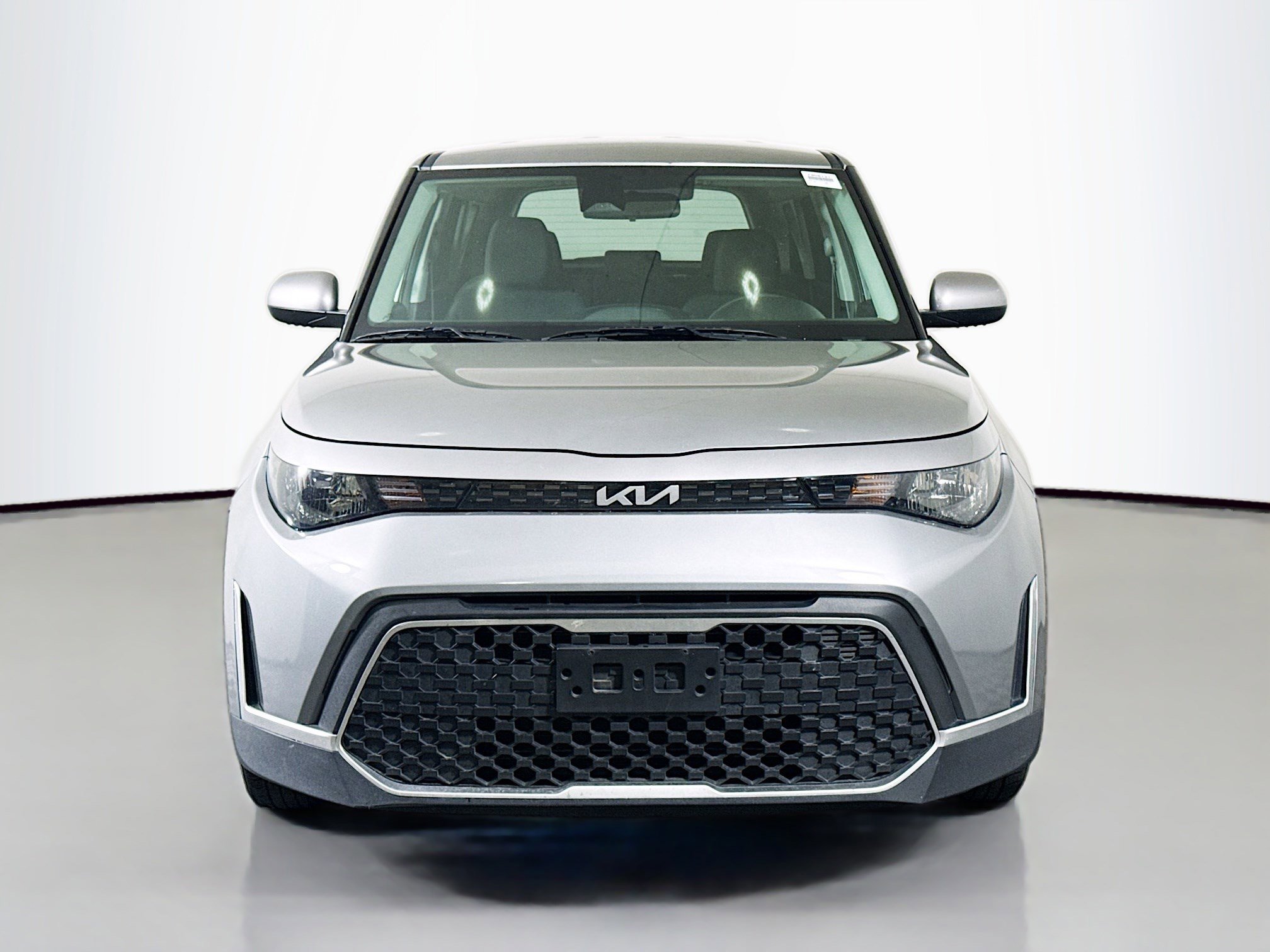 Used 2024 Kia Soul LX w/ Option Group 015 image 2