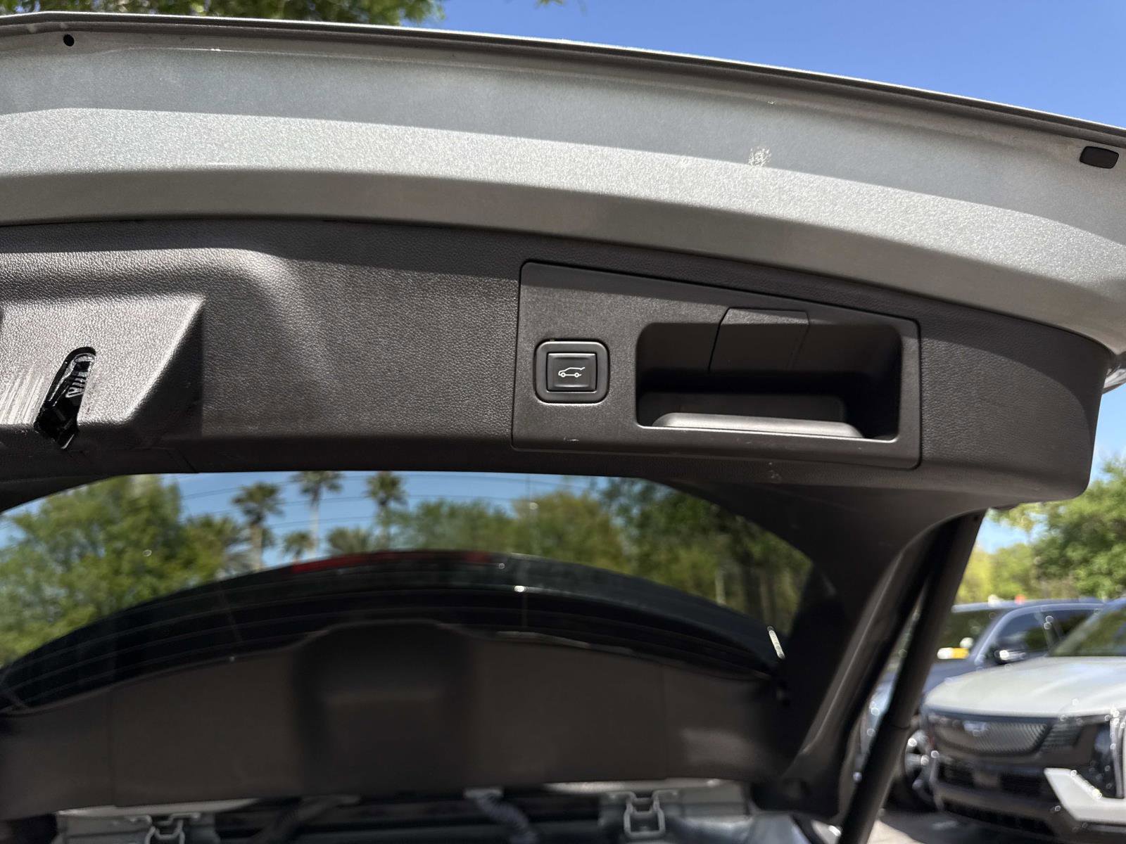 Used 2023 Cadillac XT4 Sport w/ Cold Weather Package image 13