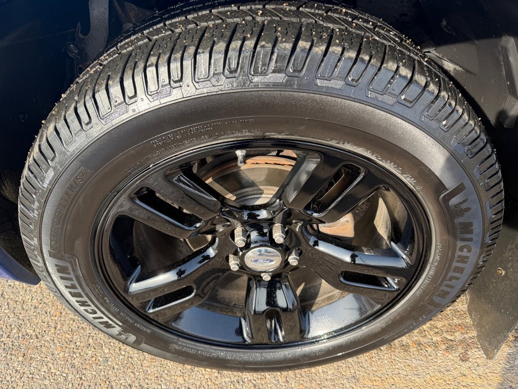 Used 2010 Ford Explorer Sport Trac Limited image 16