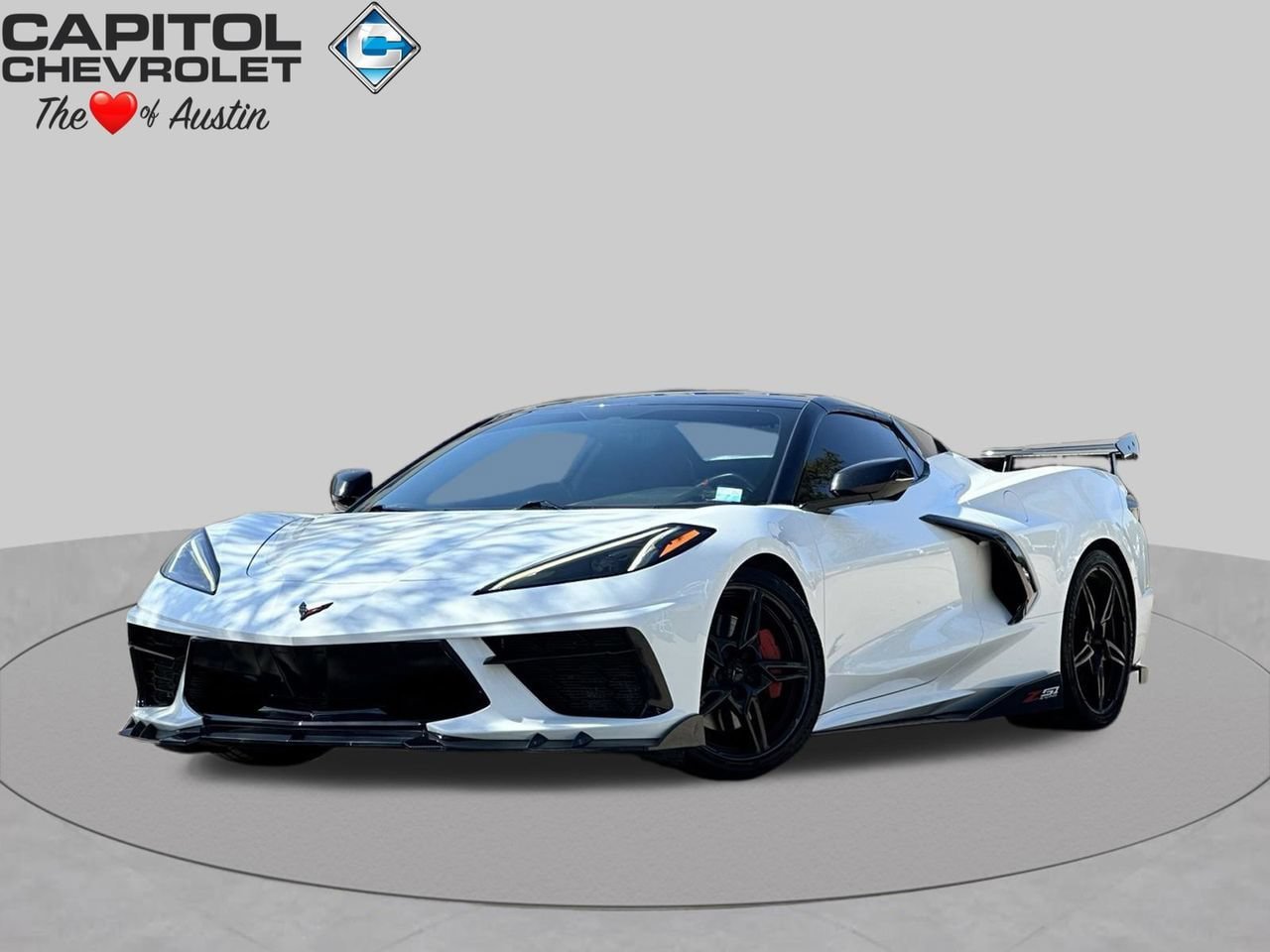 Used 2021 Chevrolet Corvette Stingray Convertible w/ Z51 Performance Package RWD image 1
