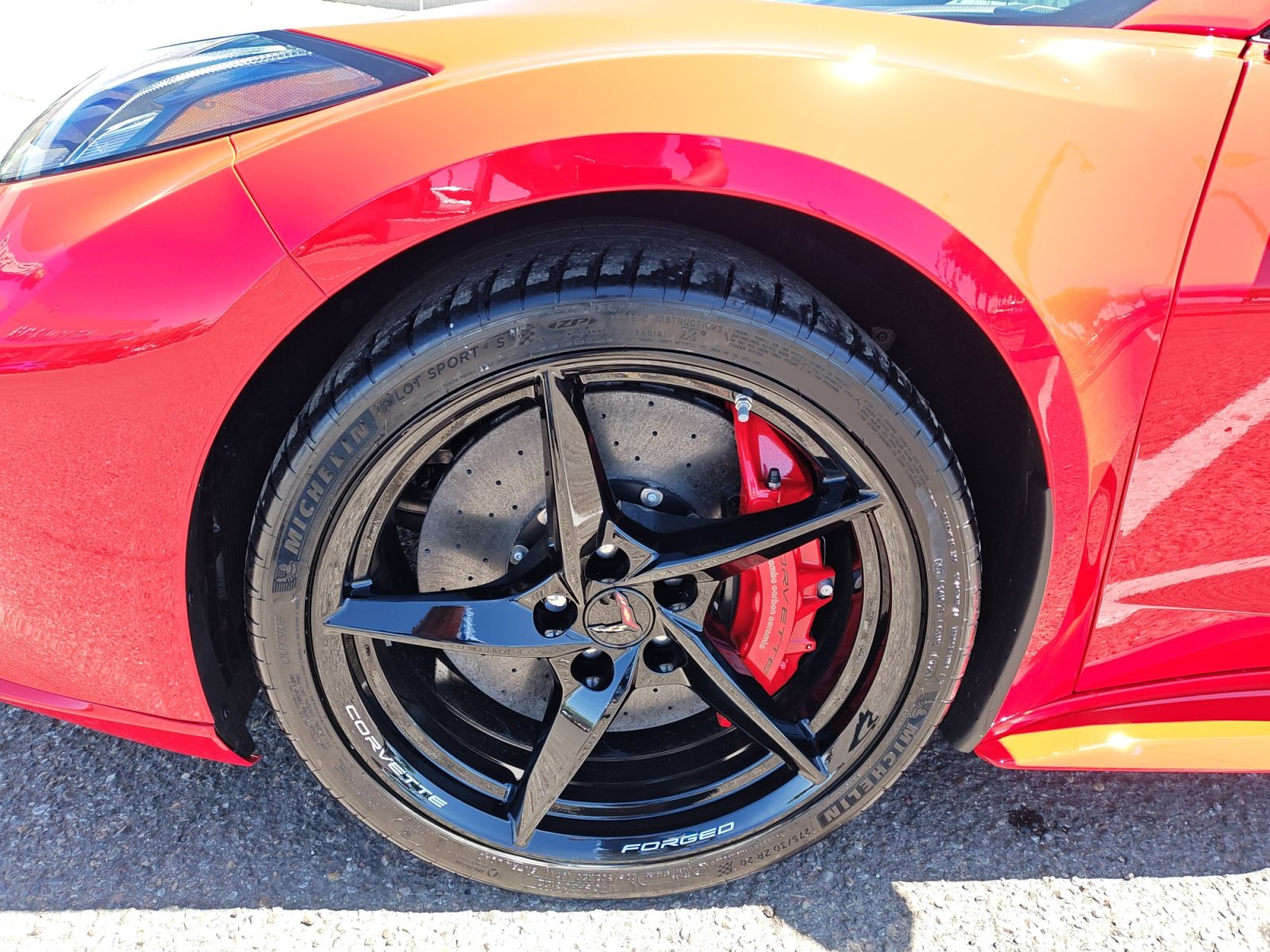 New 2026 Chevrolet Corvette E-Ray AWD/4WD image 10