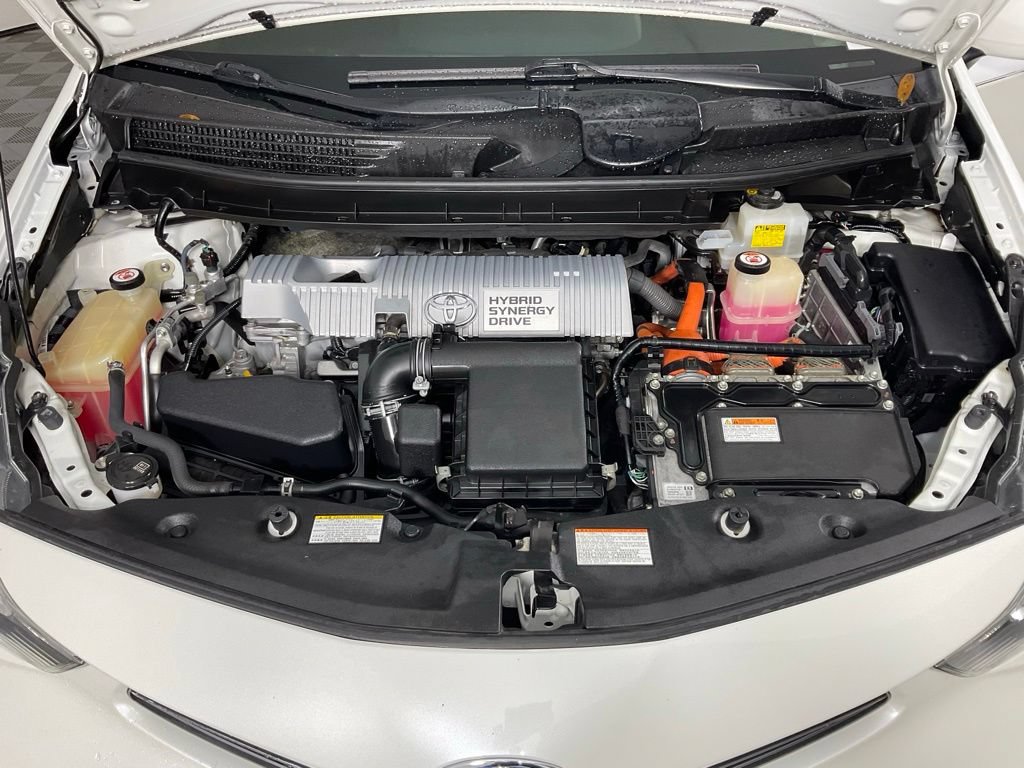Used 2017 Toyota Prius V Three FWD image 9