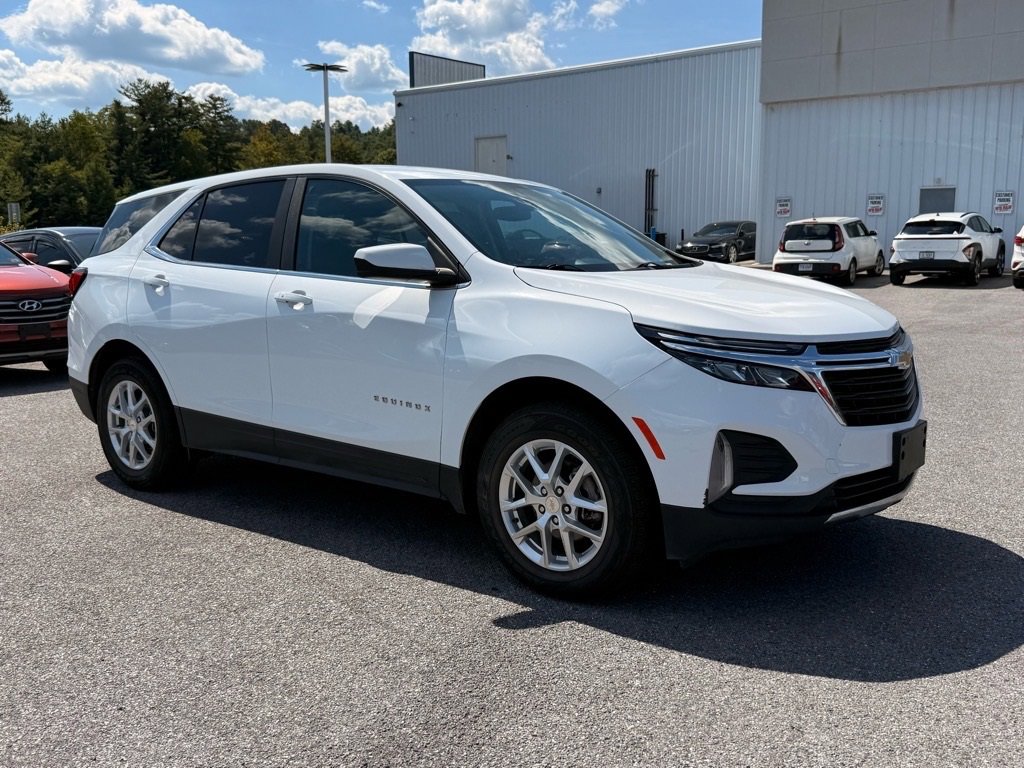Used 2023 Chevrolet Equinox LT image 11