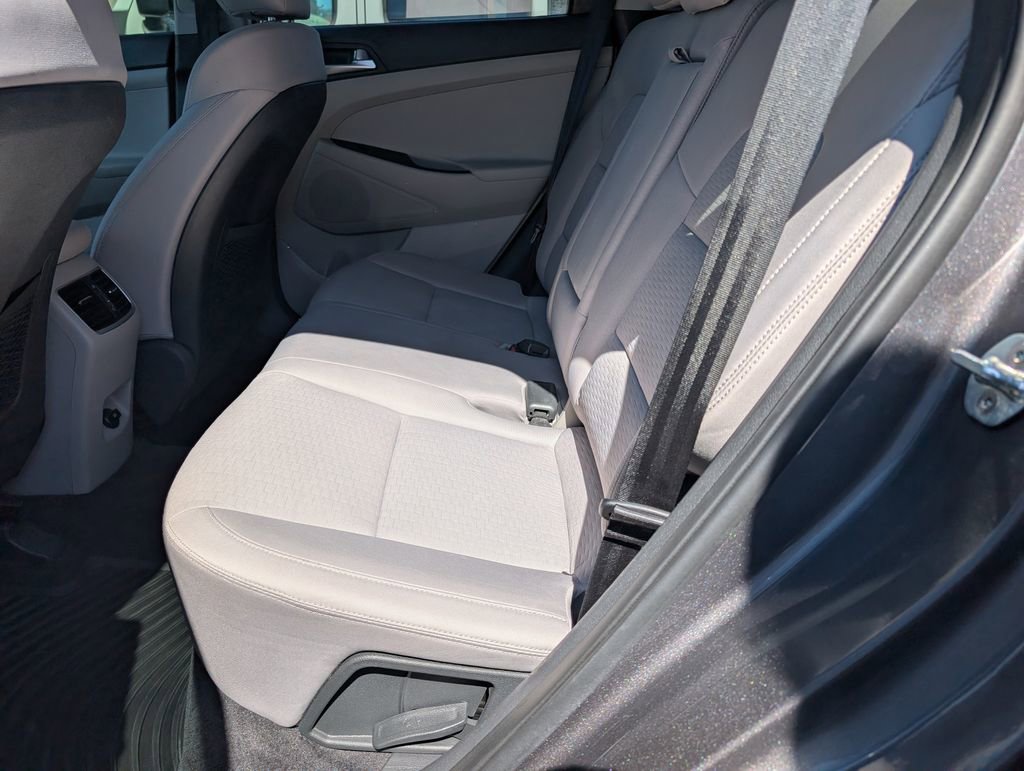 Used 2020 Hyundai Tucson SEL w/ Winter Weather Package image 8