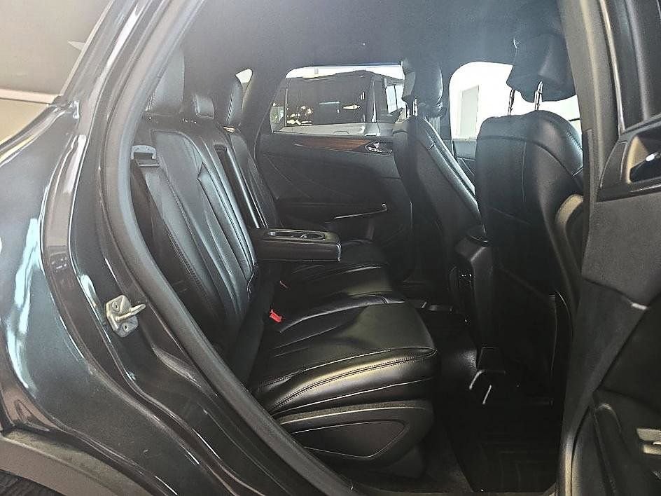 Used 2017 Lincoln MKC Select AWD/4WD image 37