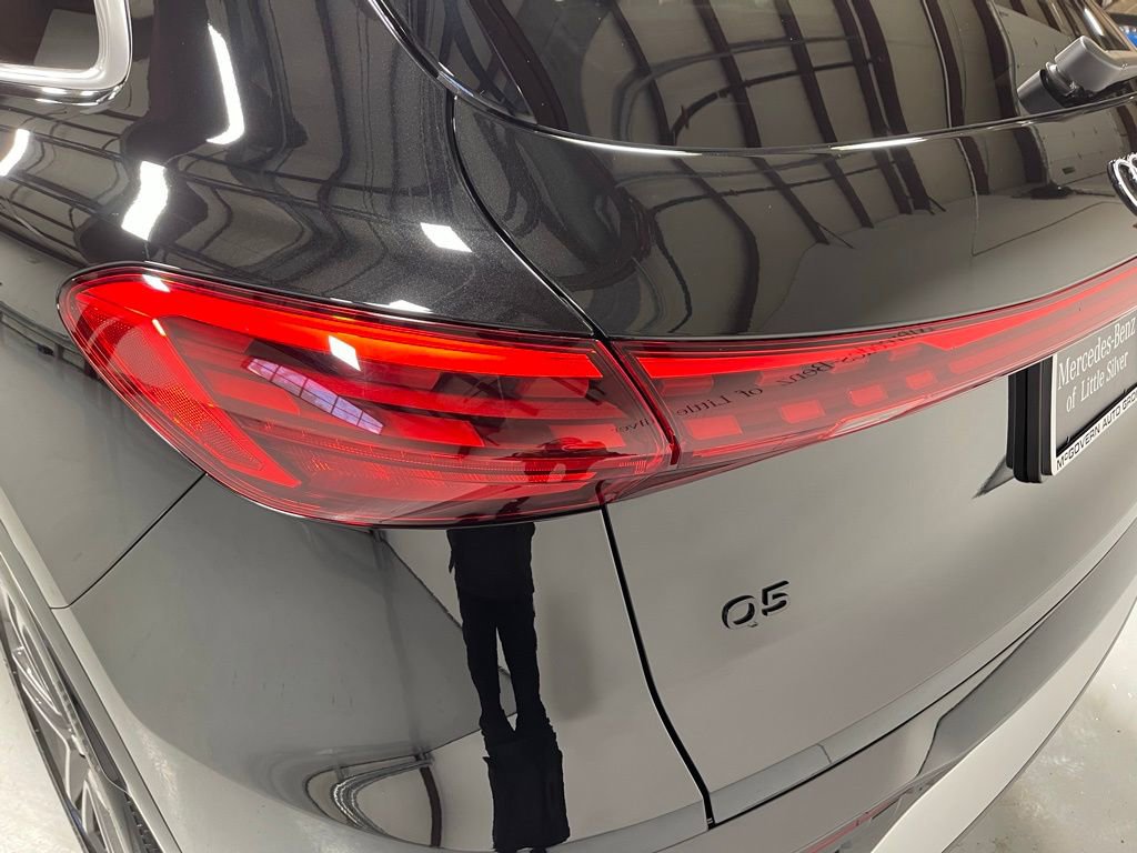 Used 2025 Audi Q5 Premium image 13