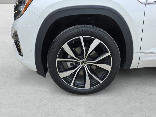 Used 2025 Volkswagen Atlas Cross Sport SEL Premium R-Line image 23