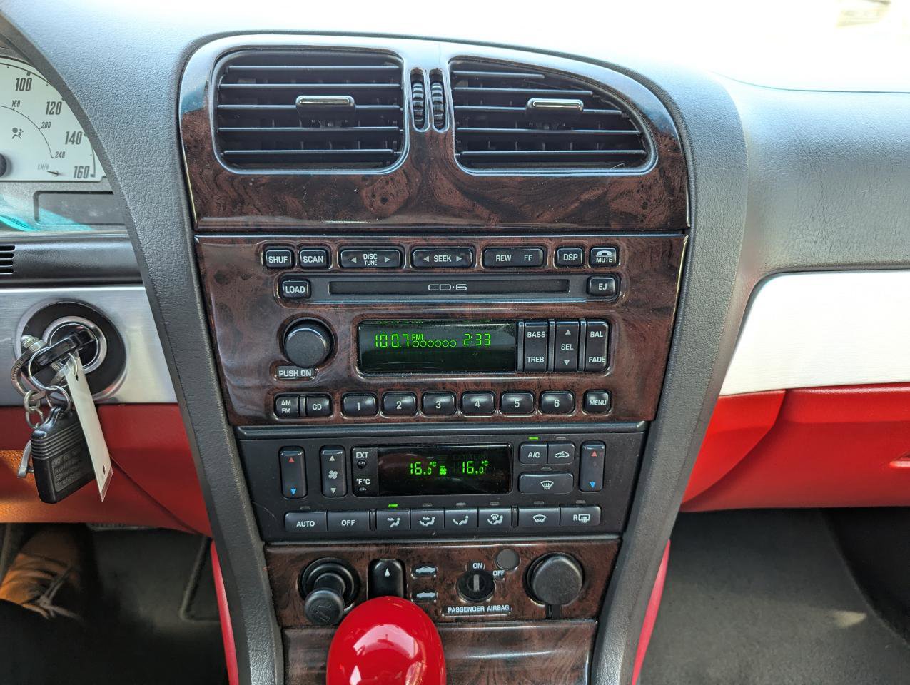 Used 2002 Ford Thunderbird RWD image 27