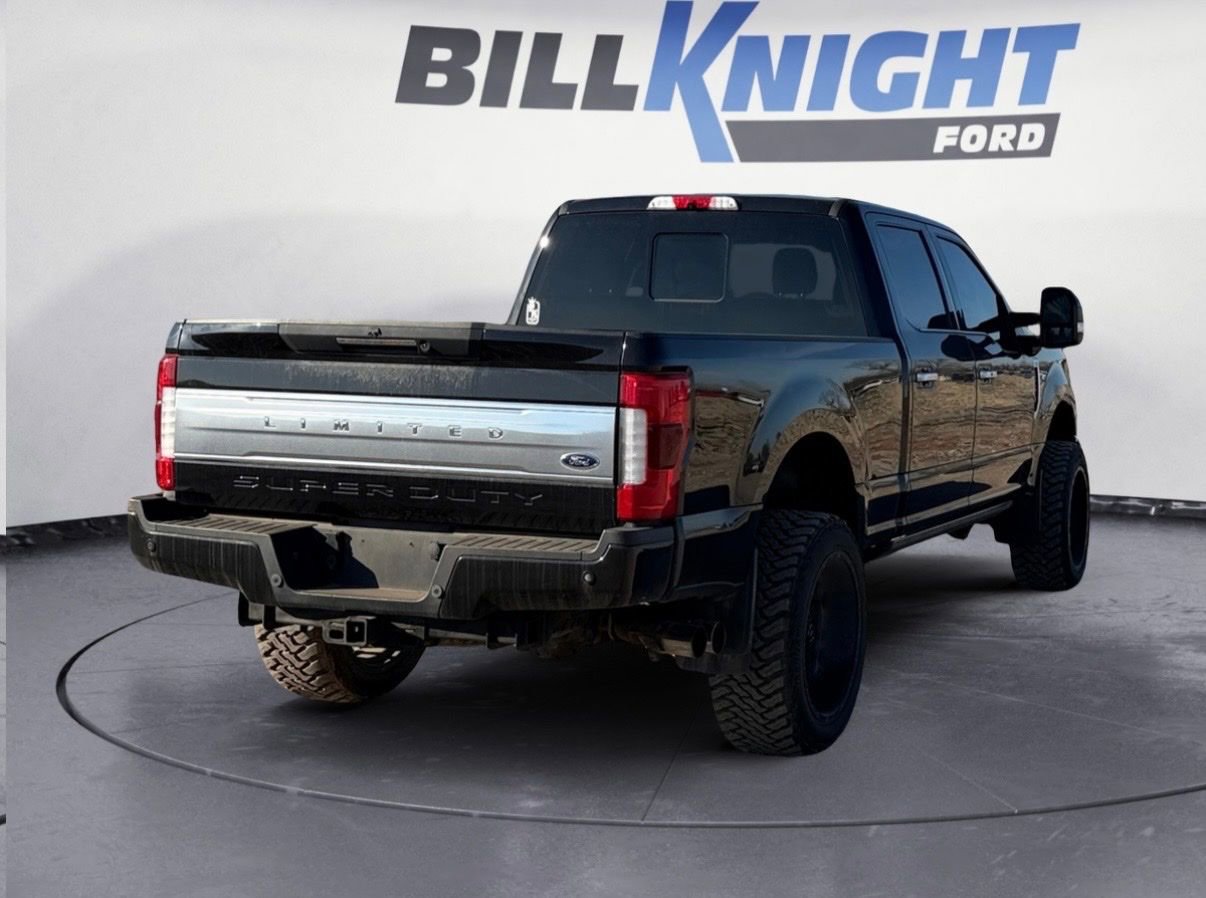 Used 2019 Ford F350 Limited image 4