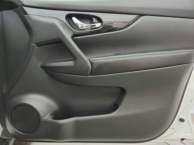 Used 2019 Nissan Rogue SL AWD/4WD image 27