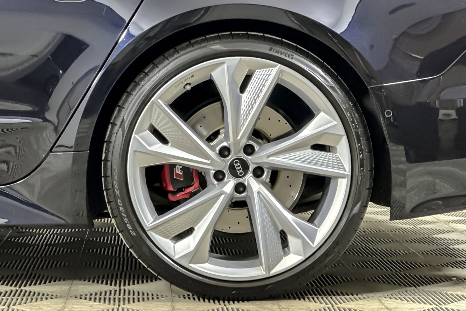 Used 2022 Audi RS 7 Sportback w/ RS 7 Executive Package image 24