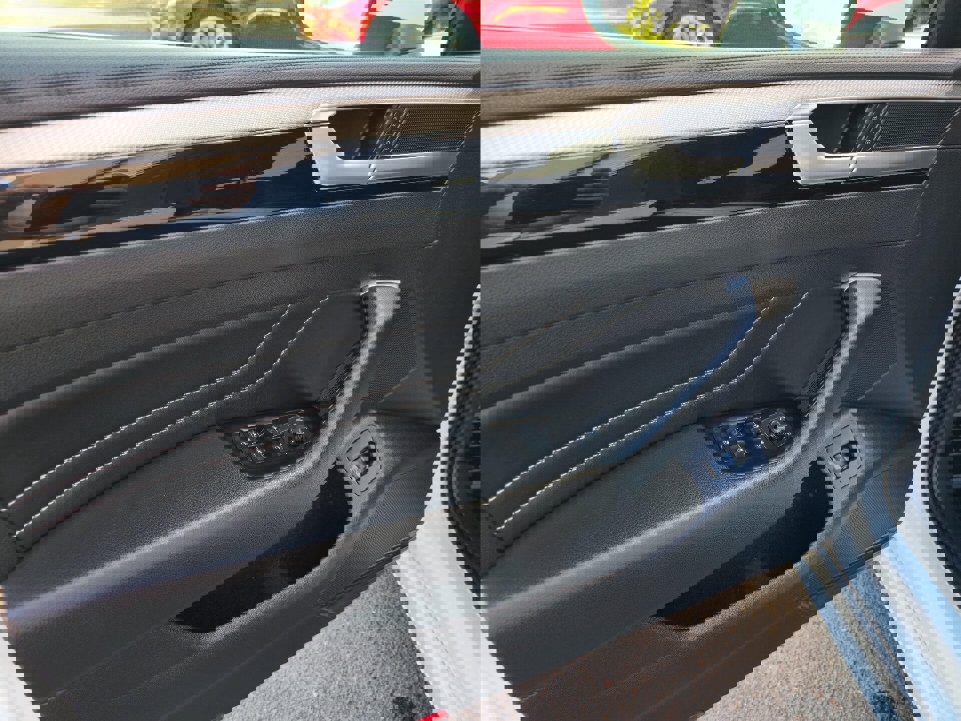 Used 2022 Volkswagen Arteon SE image 13