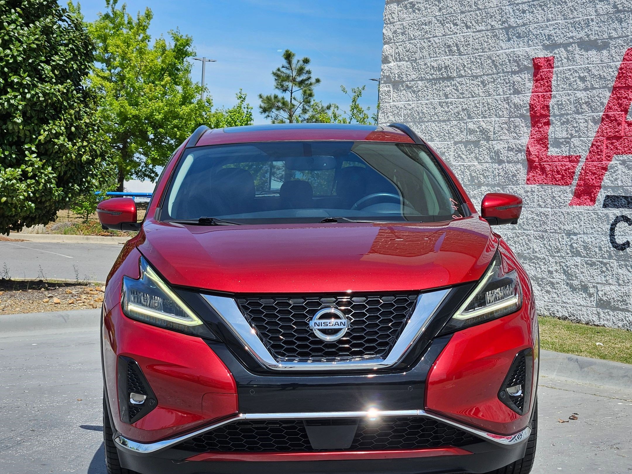 Used 2019 Nissan Murano SV w/ Premium Package image 2