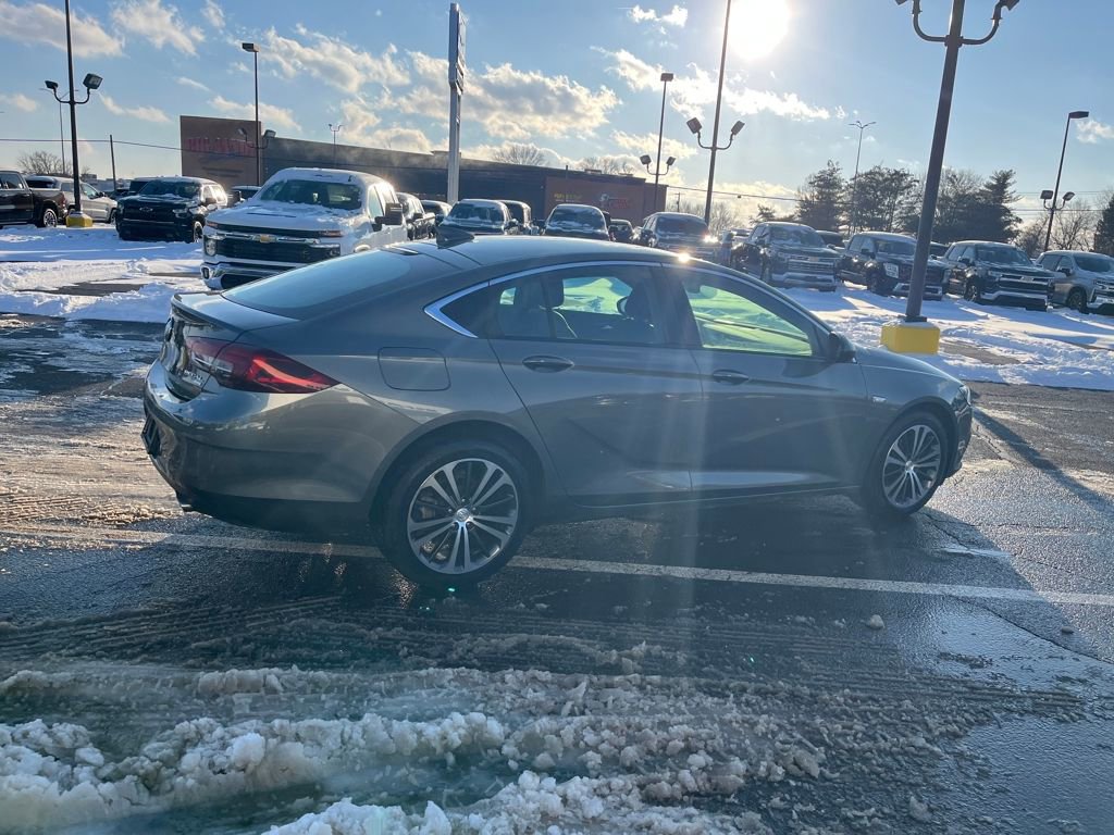 Used 2018 Buick Regal Preferred w/ Sights and Sounds Package image 6