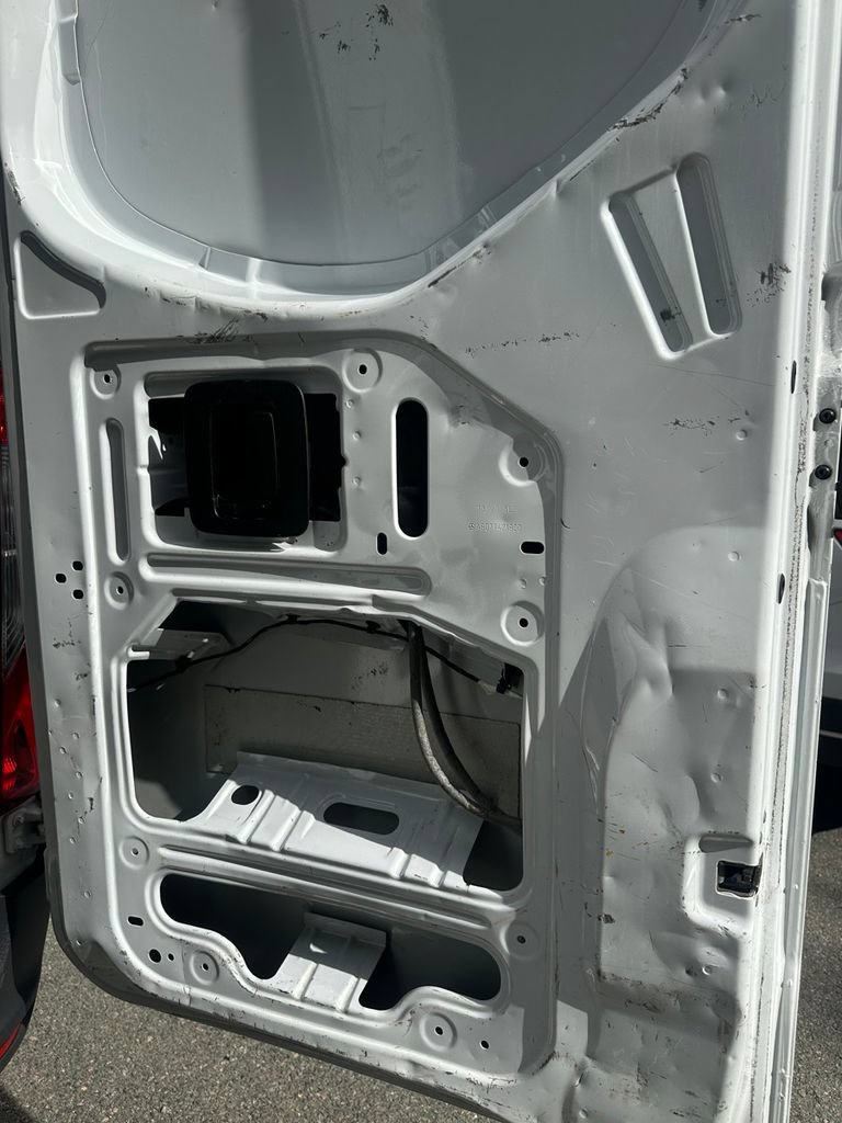Used 2023 Mercedes-Benz Sprinter 2500 w/ Acoustic Package image 20