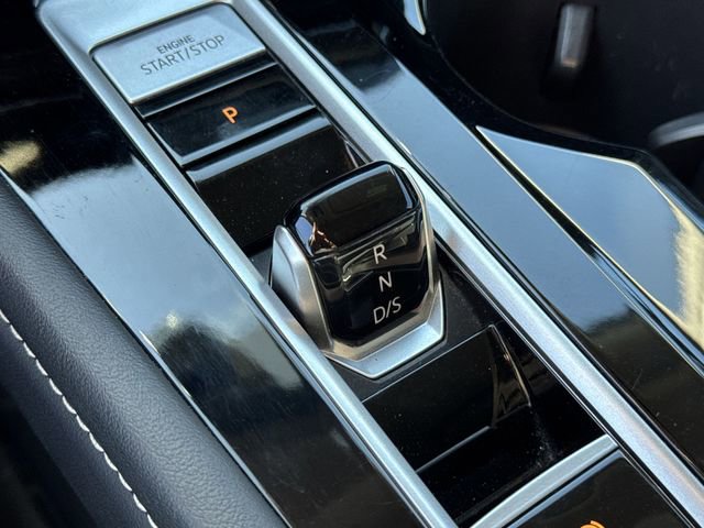 Used 2024 Volkswagen Atlas SE image 26