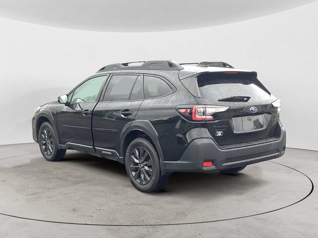 Used 2023 Subaru Outback Onyx Edition AWD/4WD image 3