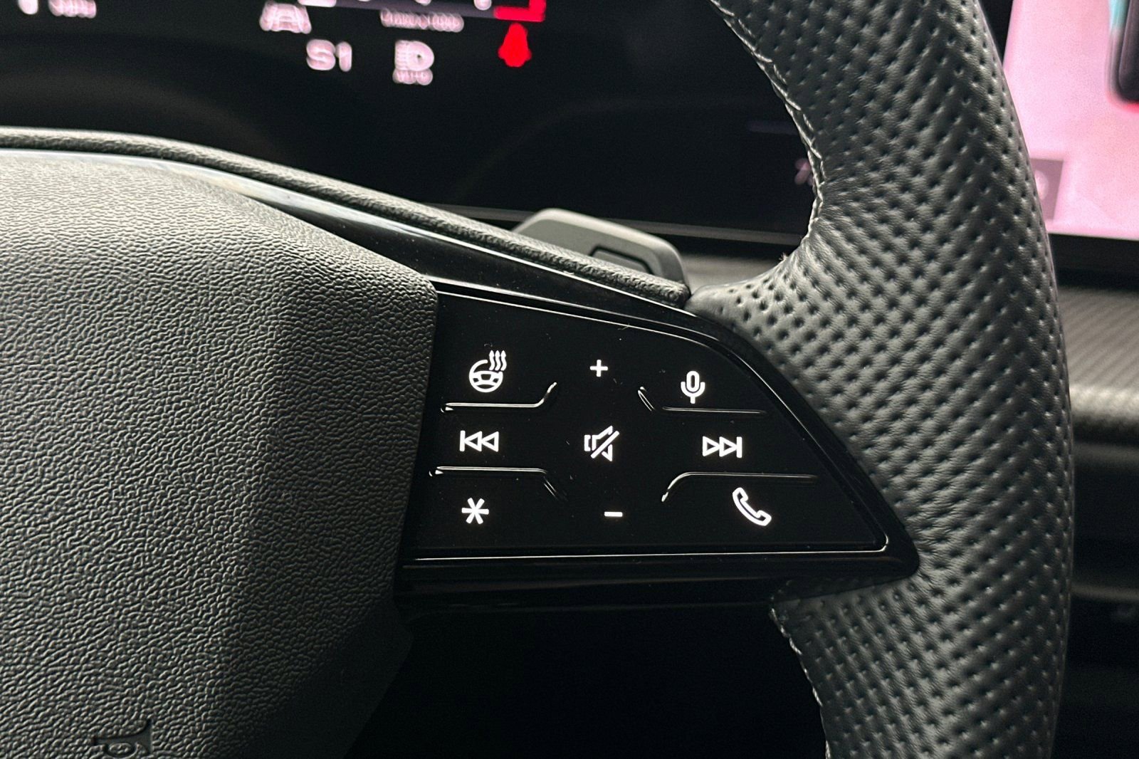 Used 2025 Audi SQ5 Premium Plus image 29