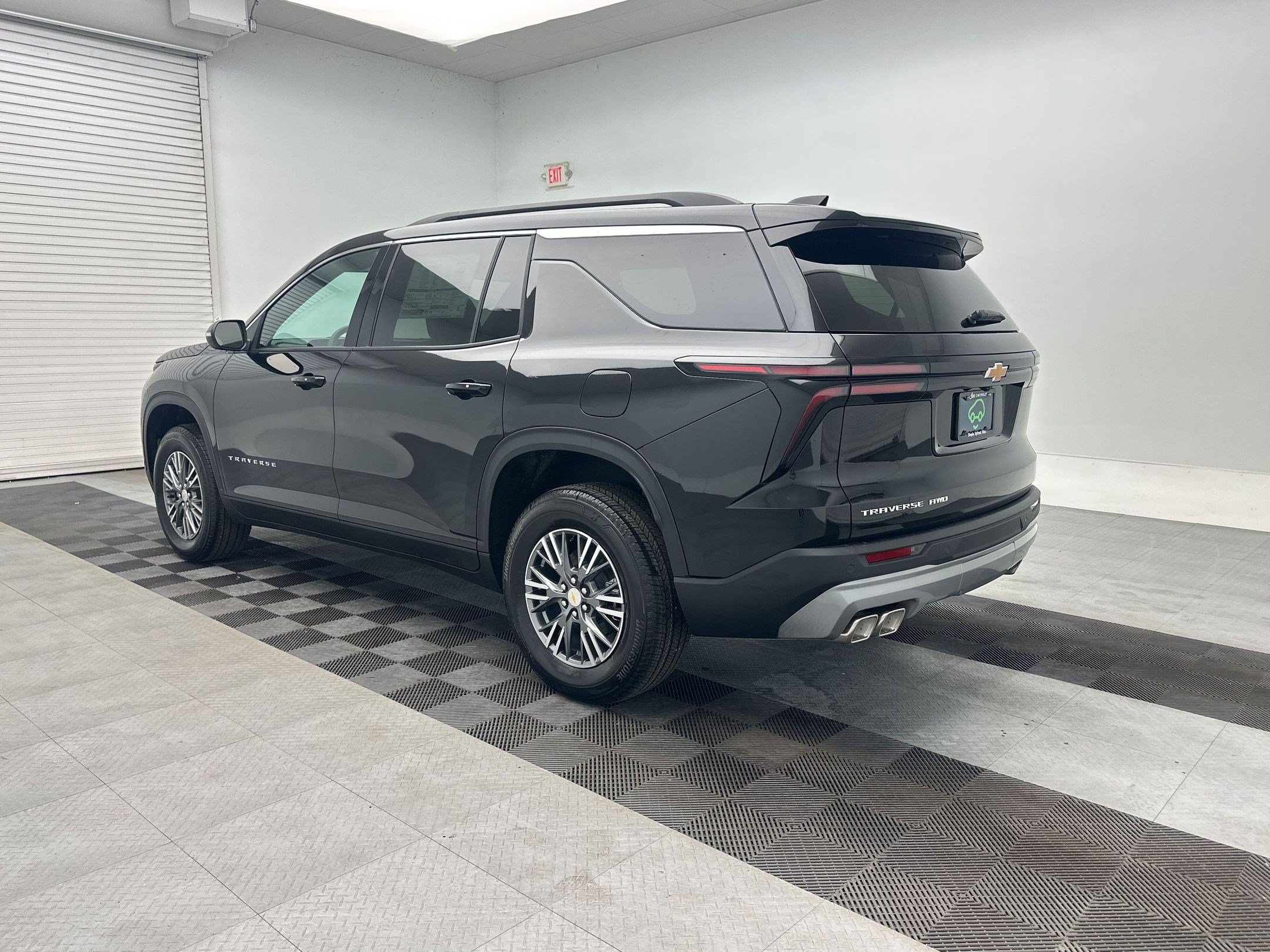 Certified 2026 Chevrolet Traverse LT AWD/4WD image 3