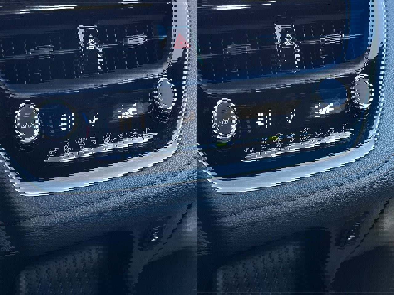 Used 2023 Toyota Corolla SE image 18