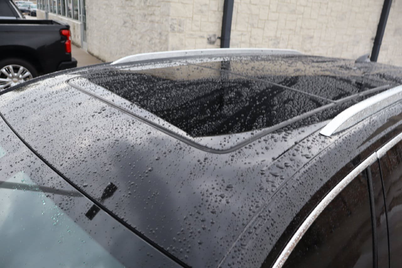 Used 2024 Cadillac XT6 Premium Luxury FWD image 4