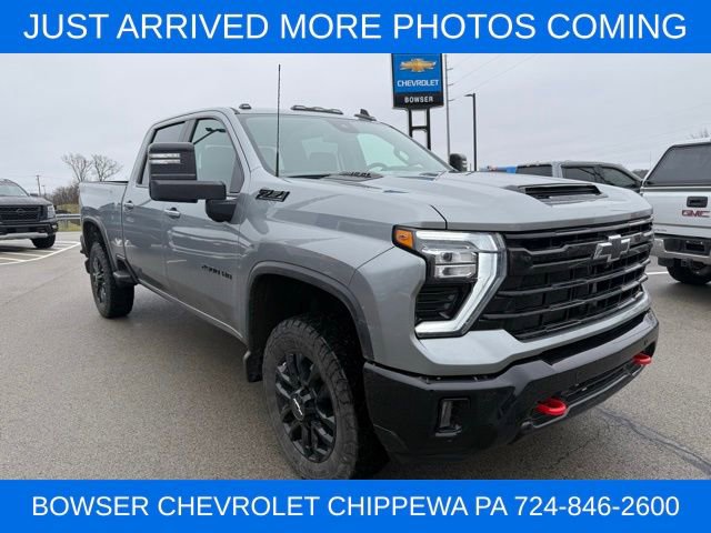 Used 2025 Chevrolet Silverado 2500 LT w/ Trail Boss Package image 9