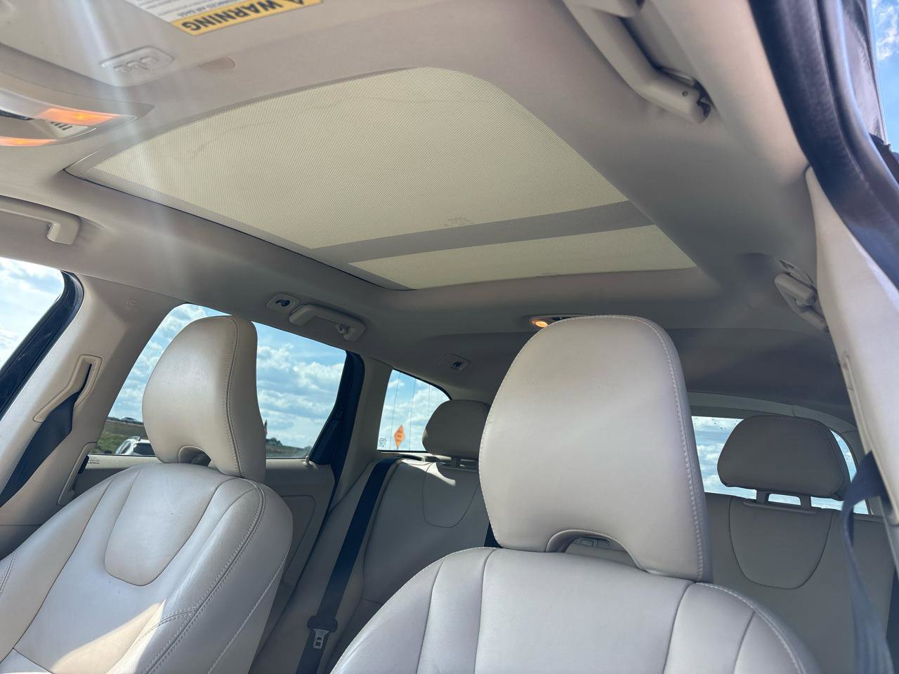 Used 2016 Volvo XC60 T5 Premier w/ Proximity Package image 18