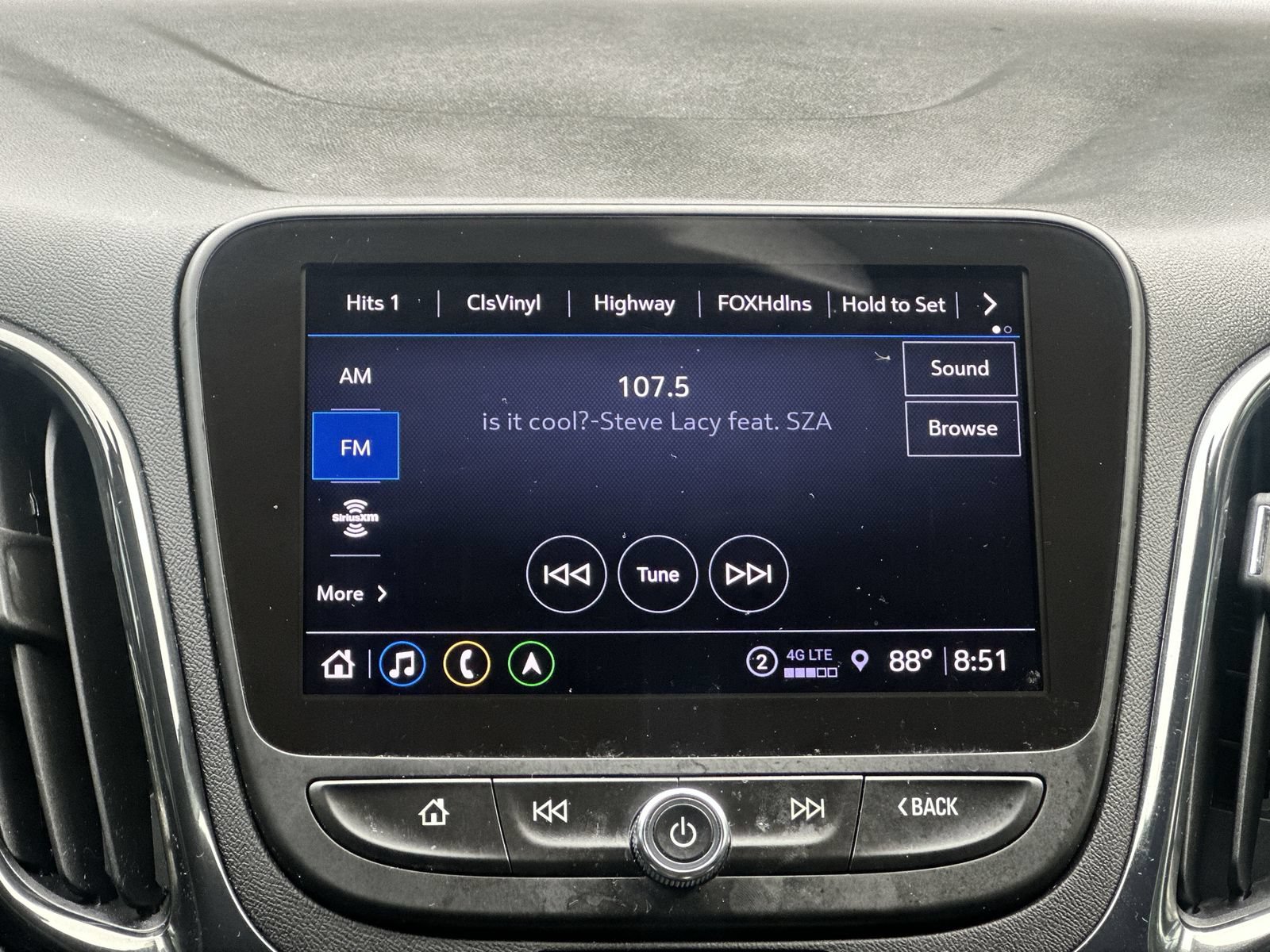 Used 2023 Chevrolet Equinox RS FWD image 26