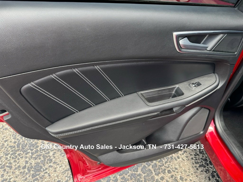 Used 2021 Ford Edge ST w/ Equipment Group 401A AWD/4WD image 21