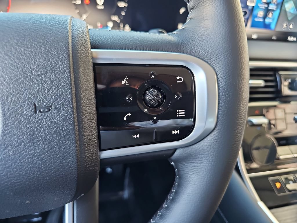 Used 2026 Nissan Armada SV AWD/4WD image 12