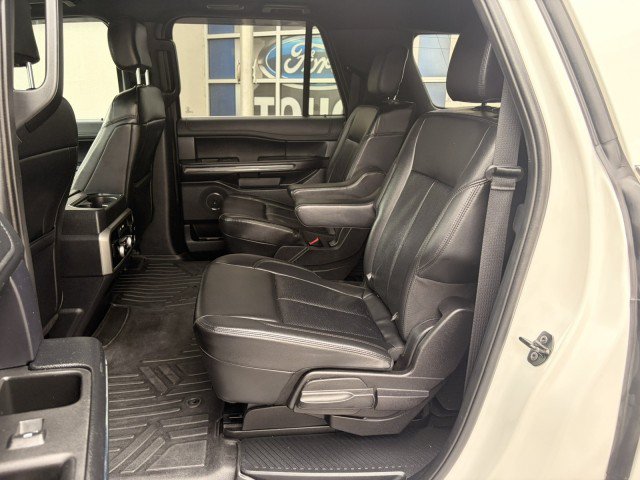 Used 2020 Ford Expedition Max XLT w/ Equipment Group 202A AWD/4WD image 21