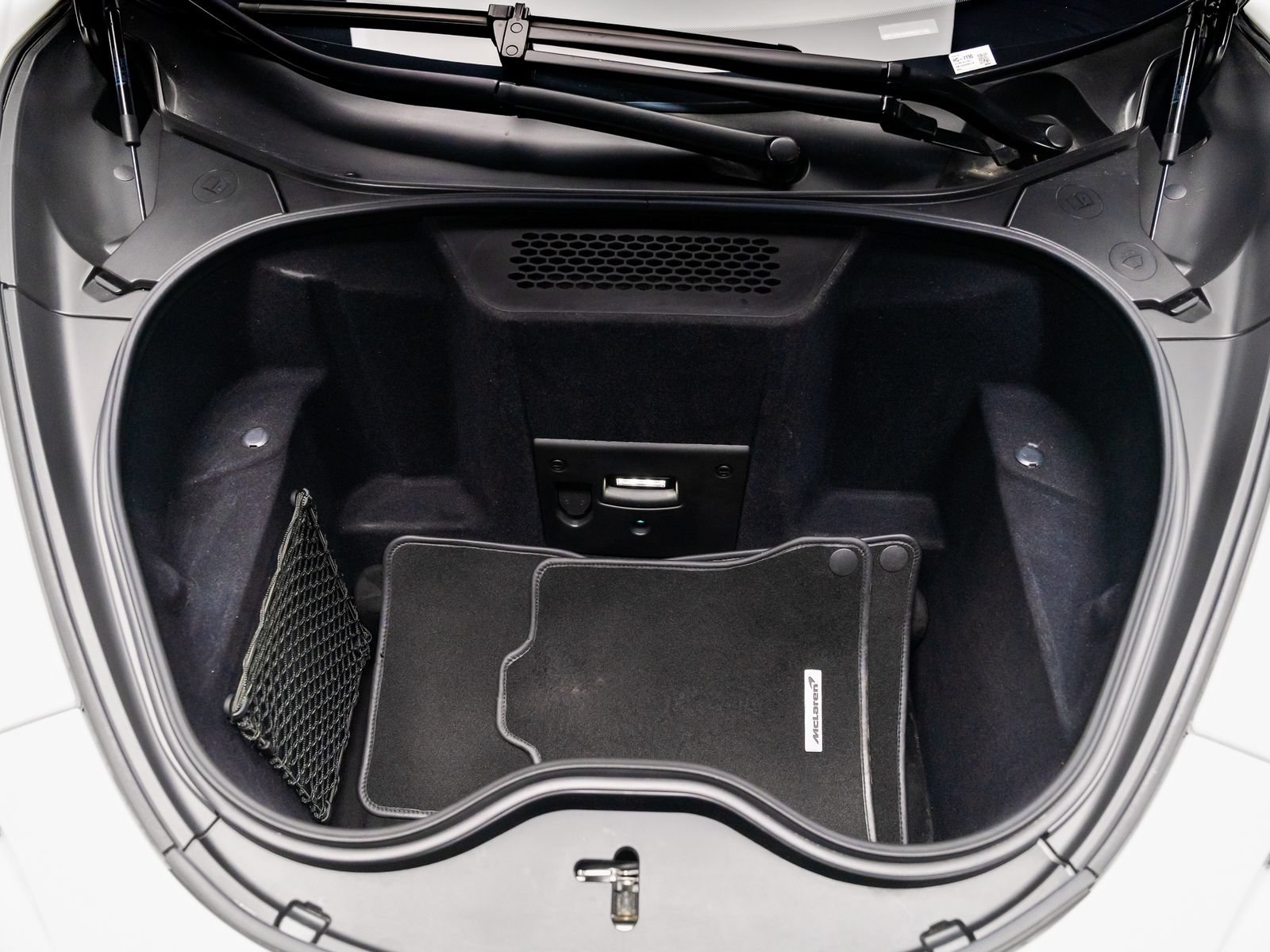 Used 2019 McLaren 600LT RWD image 53
