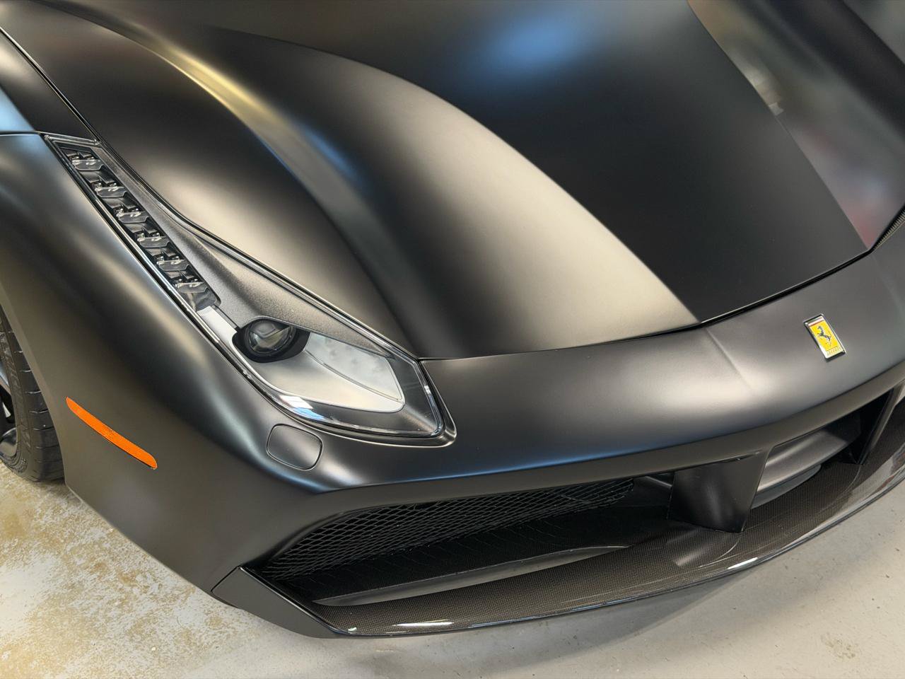 Used 2018 Ferrari 488 GTB RWD image 15