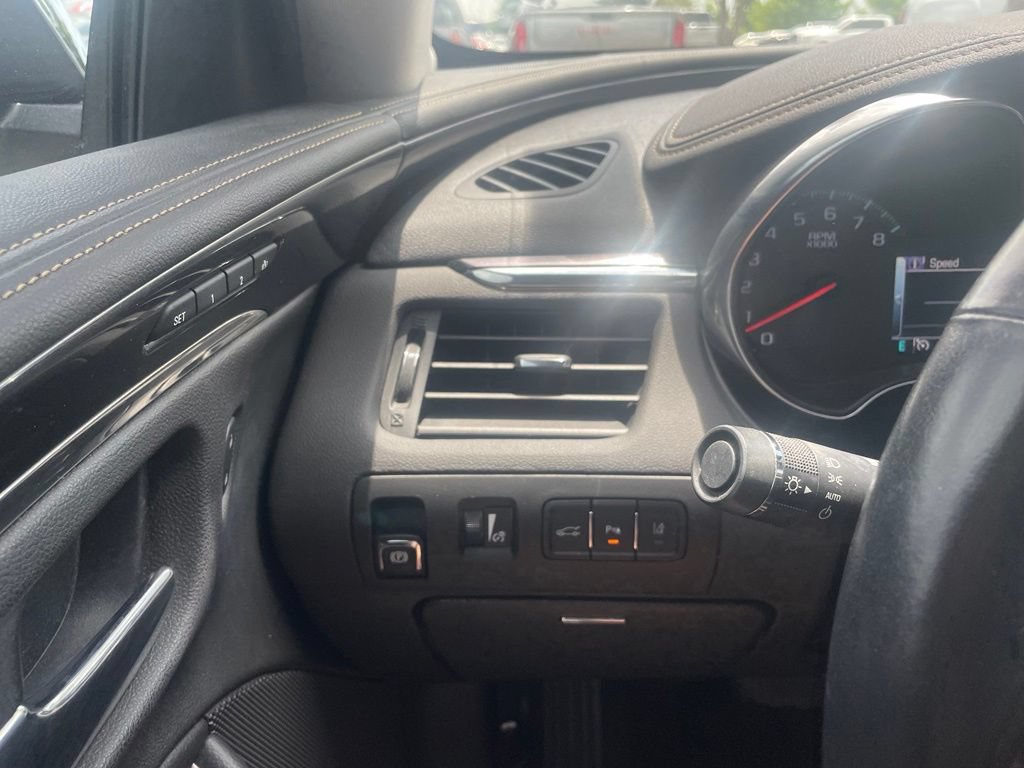 Used 2014 Chevrolet Impala LTZ FWD image 12