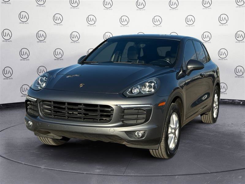 Used 2016 Porsche Cayenne image 1