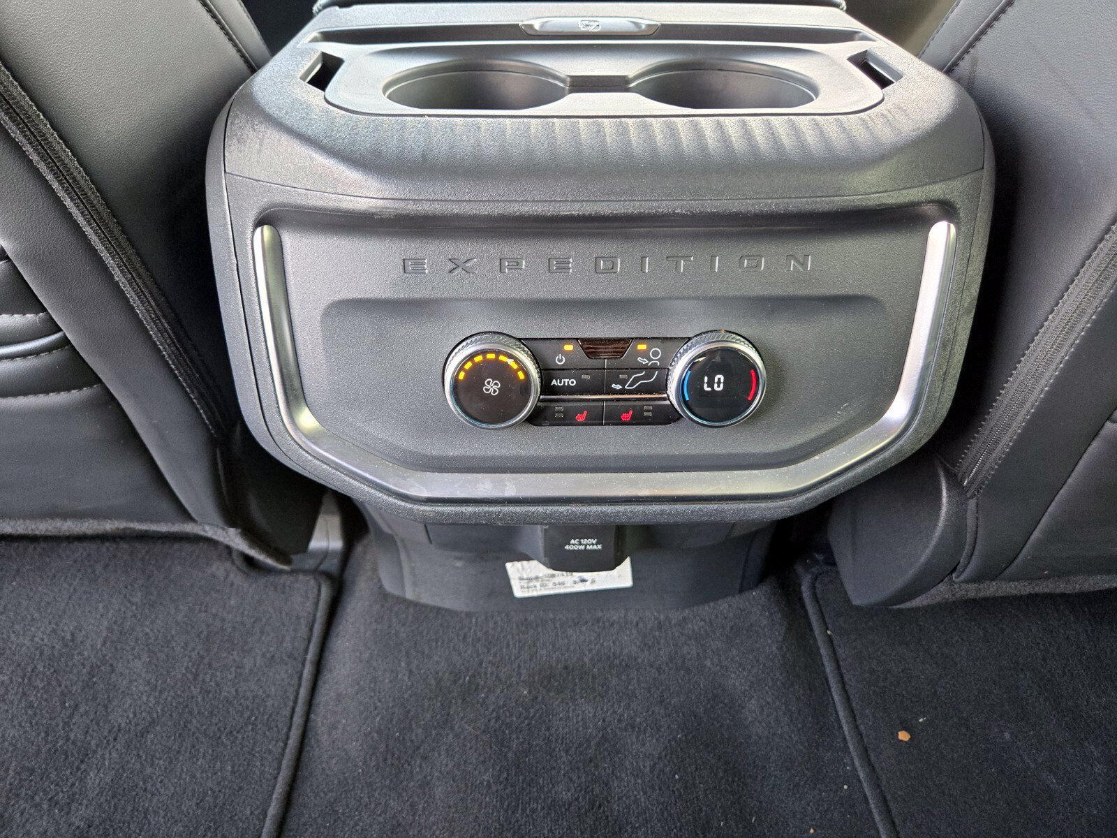Used 2025 Ford Expedition Max Platinum AWD/4WD image 14
