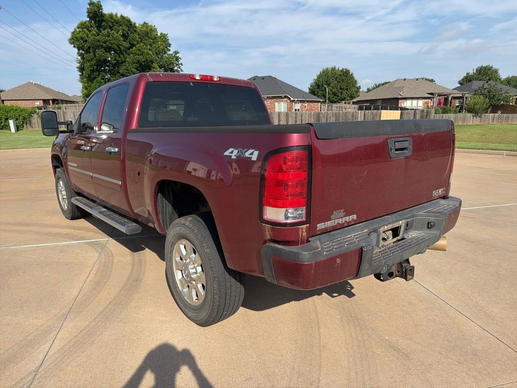Used 2014 GMC Sierra 2500 Denali AWD/4WD image 3