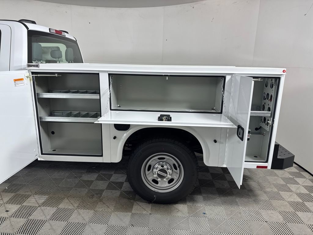 New 2026 Ford F250 XL w/ XL Chrome Package RWD image 28