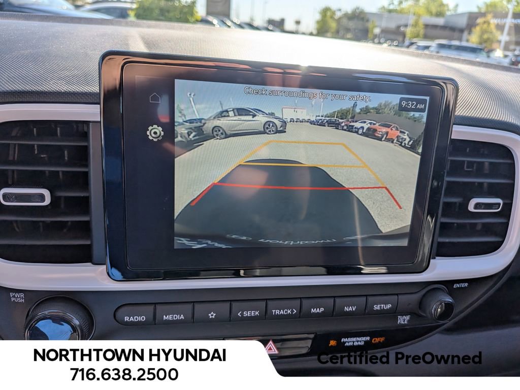 Used 2023 Hyundai Venue Limited w/ Cargo Package FWD image 21
