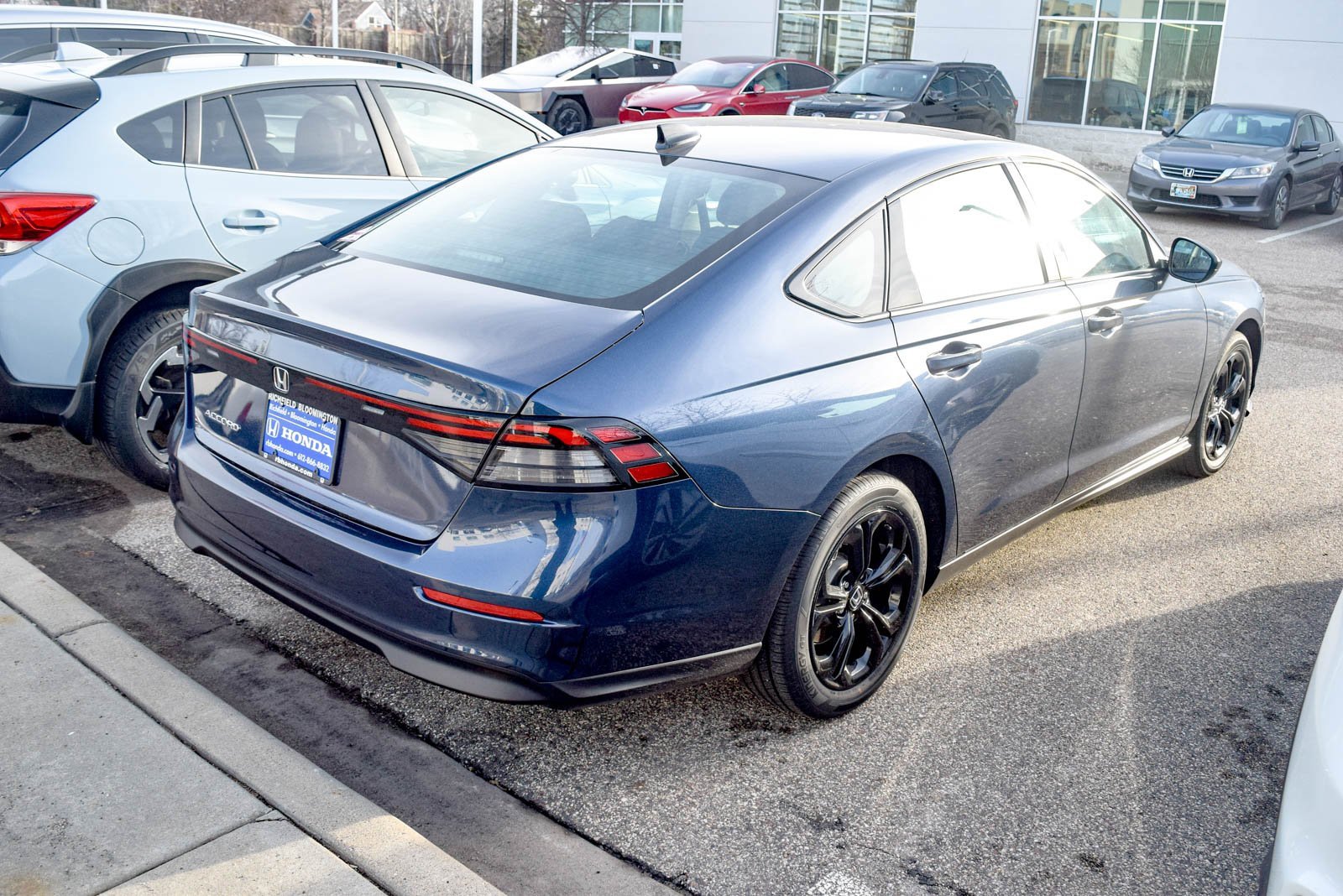 Used 2025 Honda Accord SE image 12