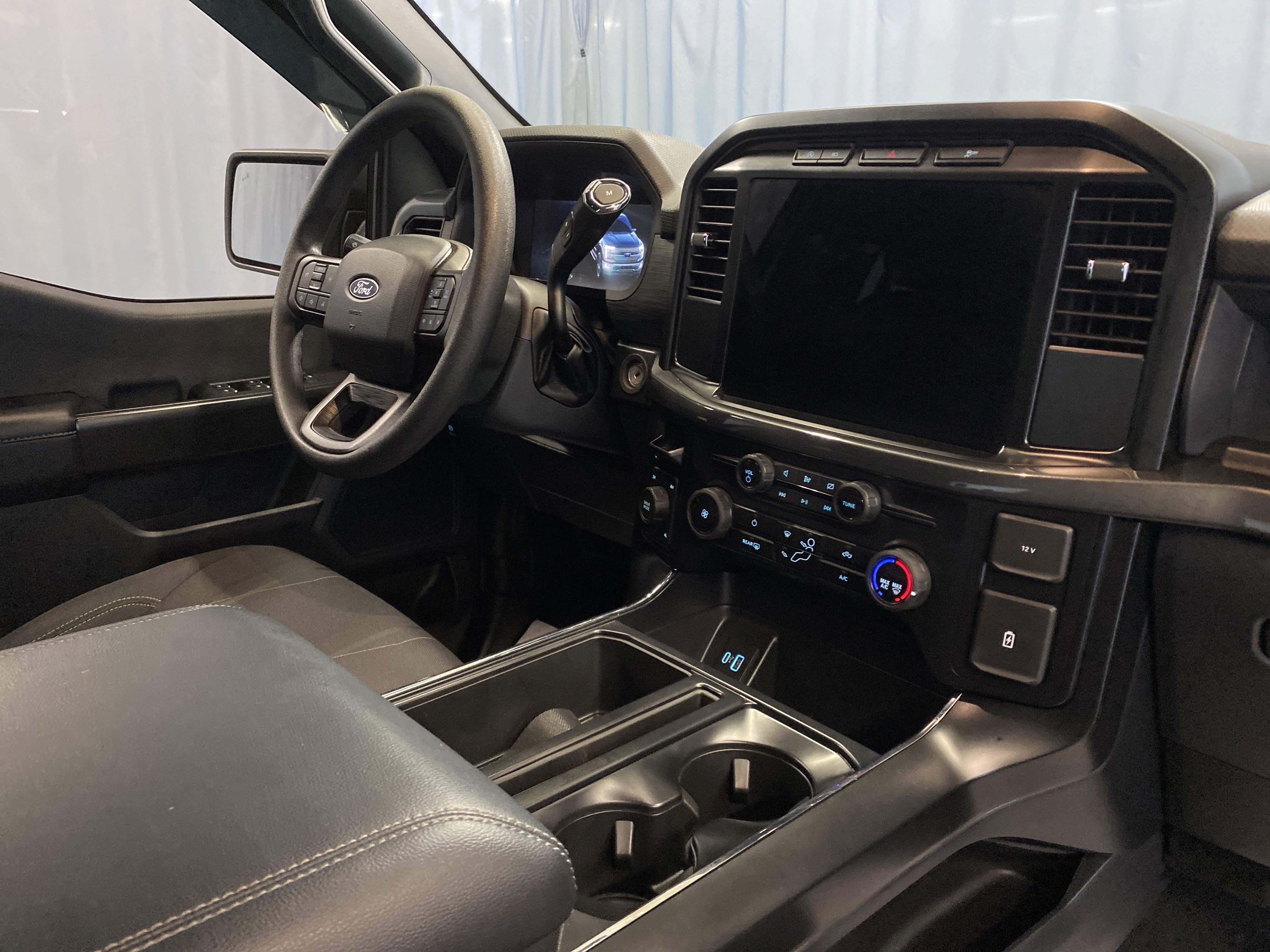 Used 2024 Ford F150 STX image 46