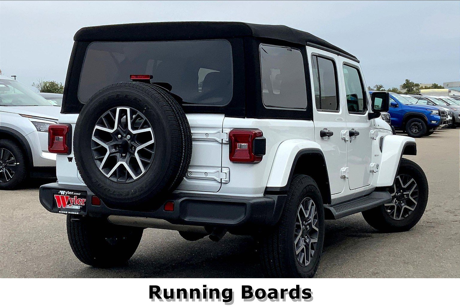 Used 2024 Jeep Wrangler Sahara image 14
