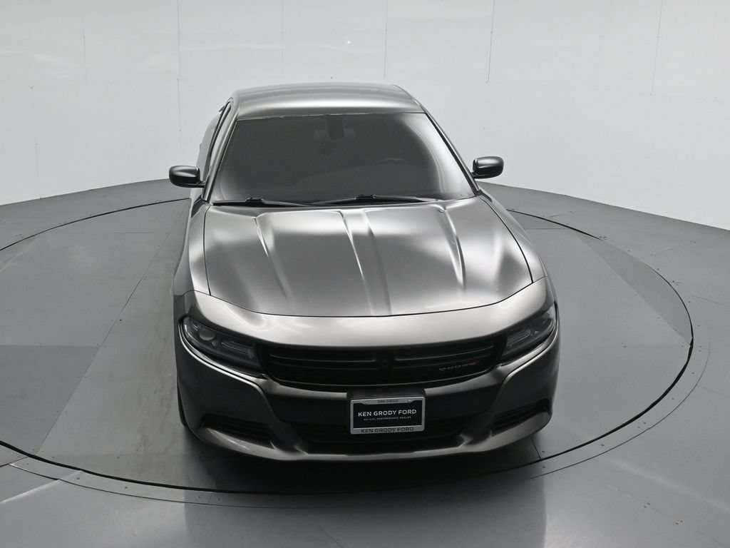 Used 2017 Dodge Charger SE w/ Blacktop Package RWD image 36